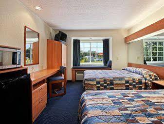 Microtel Inn & Suites By Wyndham Lillington/Campbell University Ngoại thất bức ảnh
