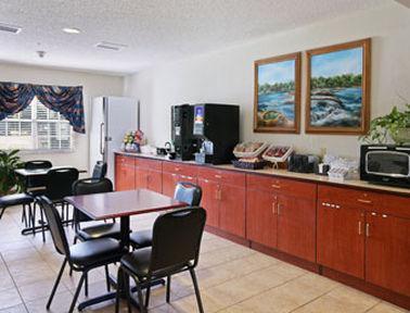 Microtel Inn & Suites By Wyndham Lillington/Campbell University Nhà hàng bức ảnh